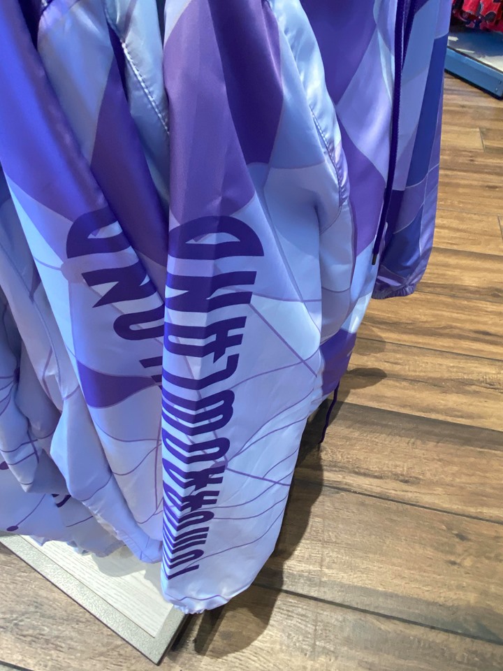 purple wall windbreaker