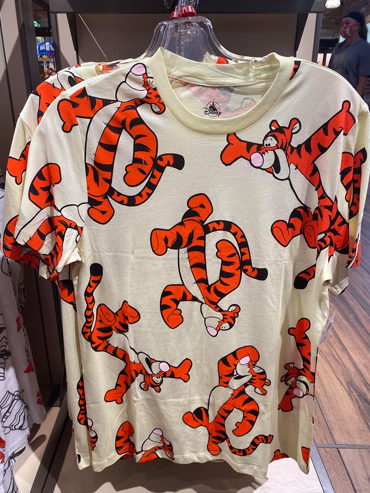 PHOTOS: New Tees Spotted at World of Disney - Disney Fashion Blog