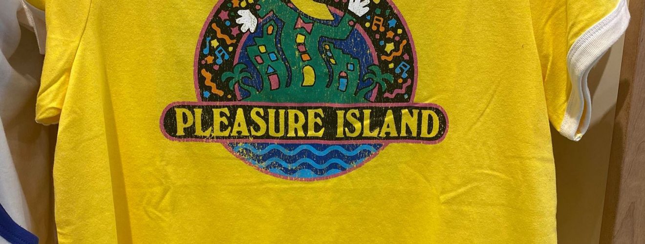 Pleasure Island tee