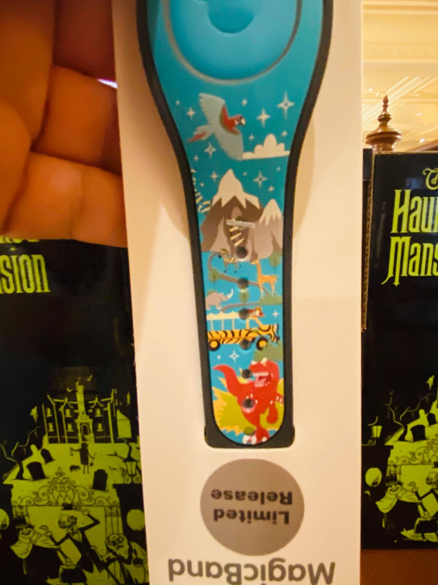 Limited Edition: Epcot Park and Animal Kingdom Park MagicBands ...