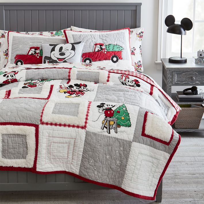 mickey Christmas bedding