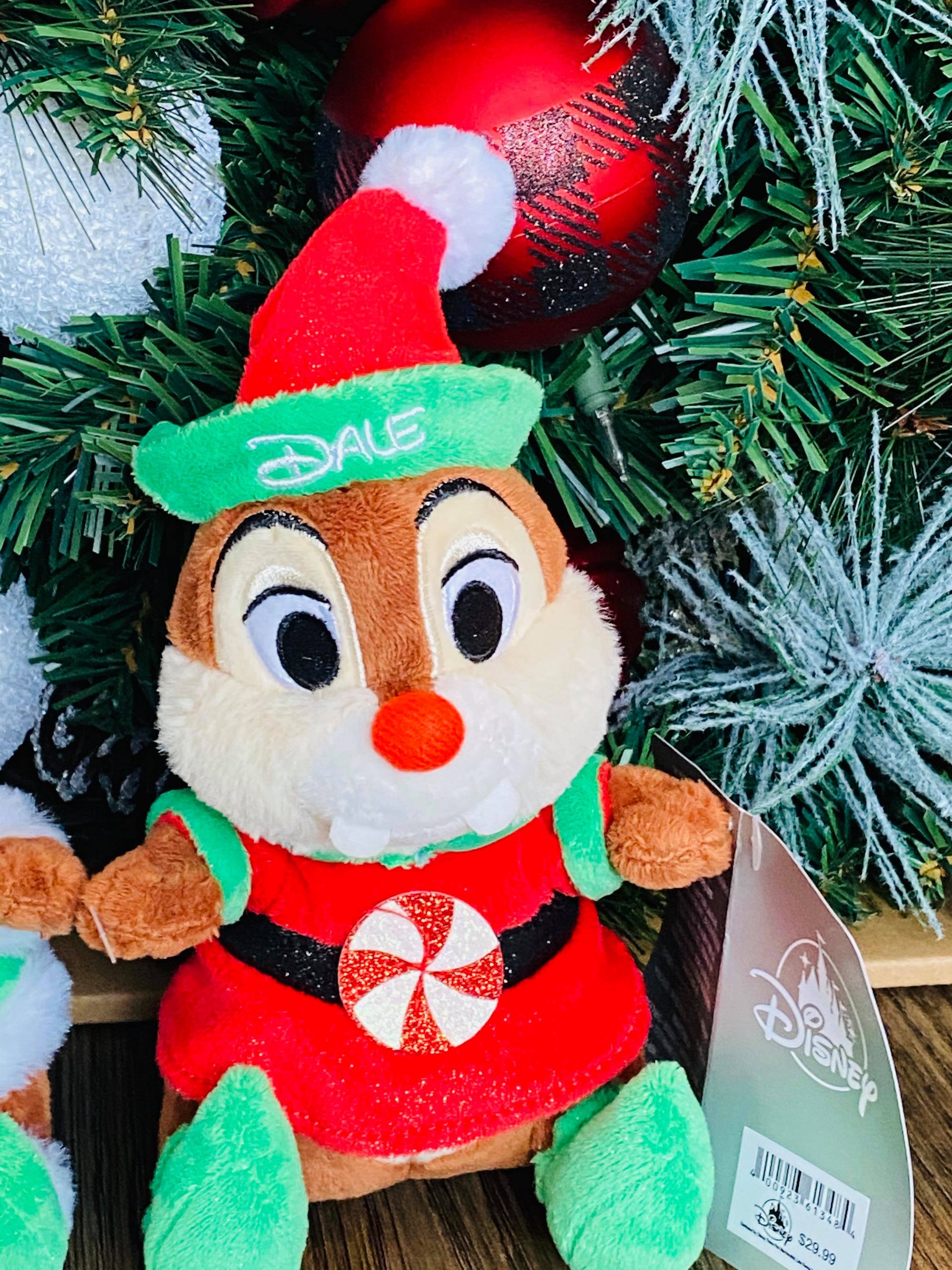 You'll Go Nuts for This Chip and Dale Holiday Plush Set Disney