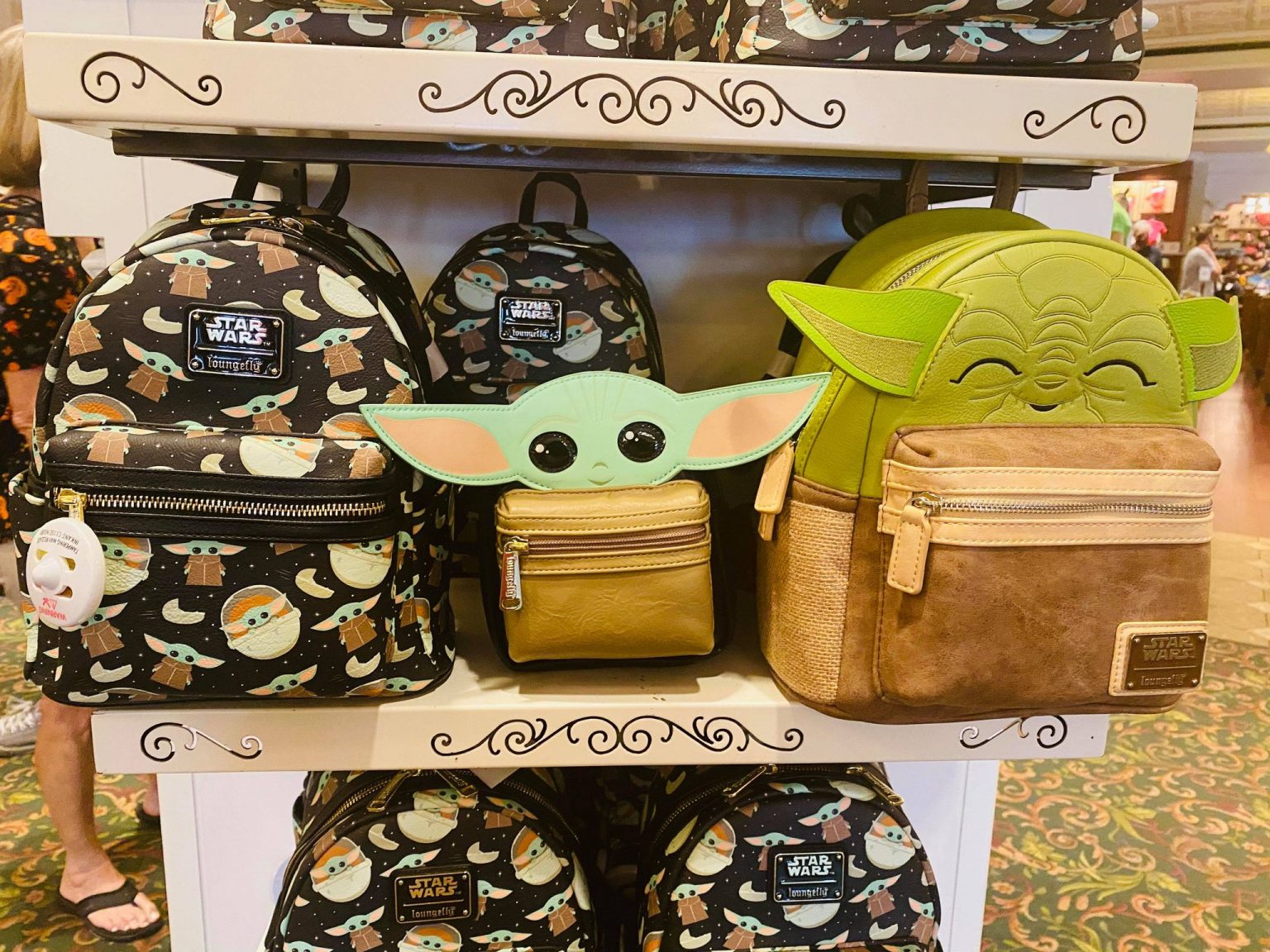 loungefly yoda bag