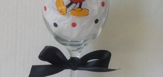 mickey wine glass