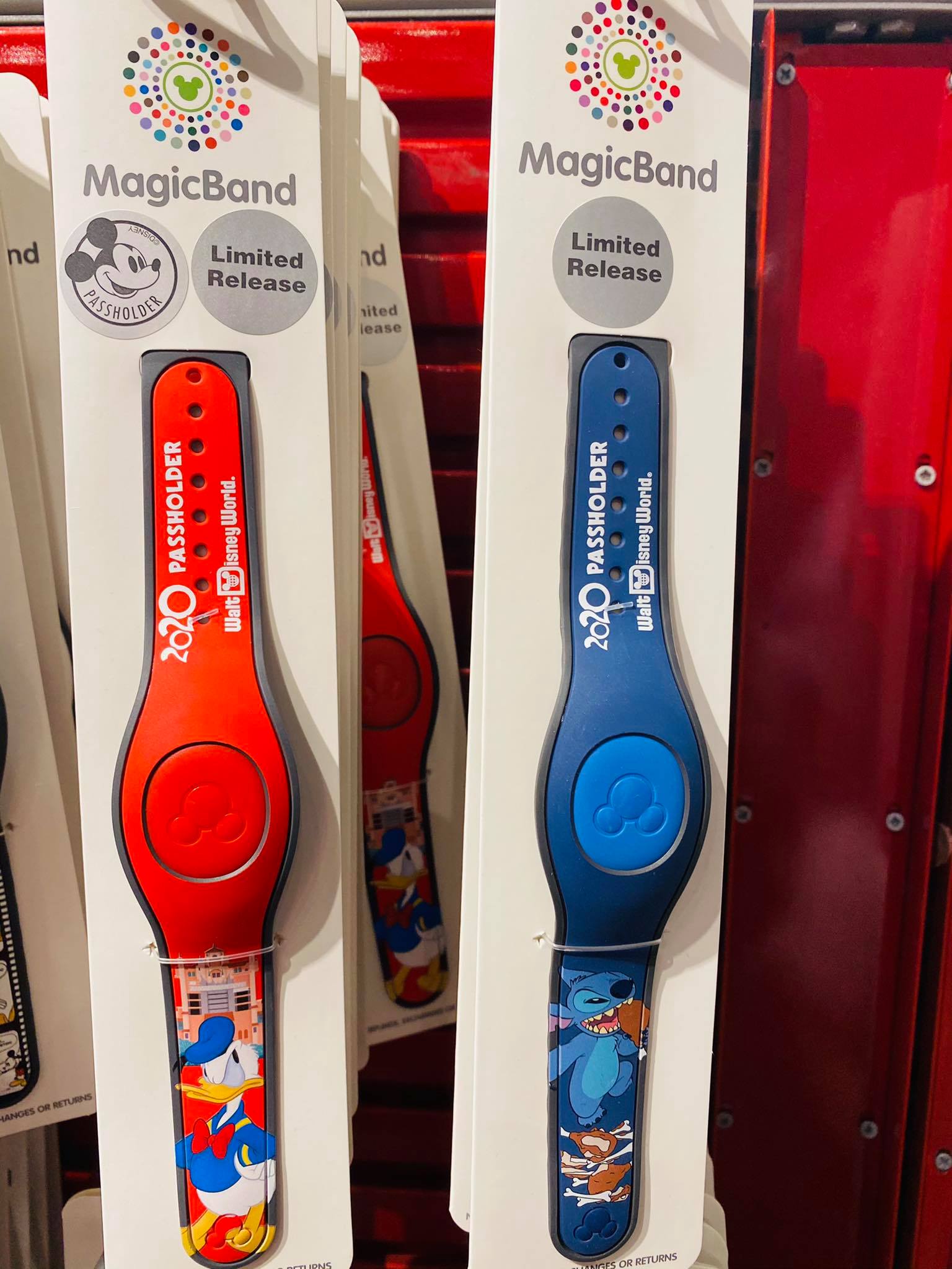 Check out the New Annual Passholder Magic Bands Featuring Donald and