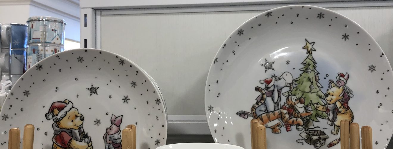 pooh Christmas dining set
