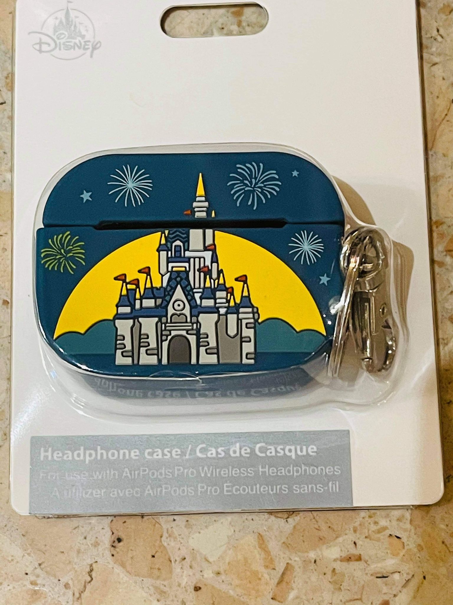 castle earbud case
