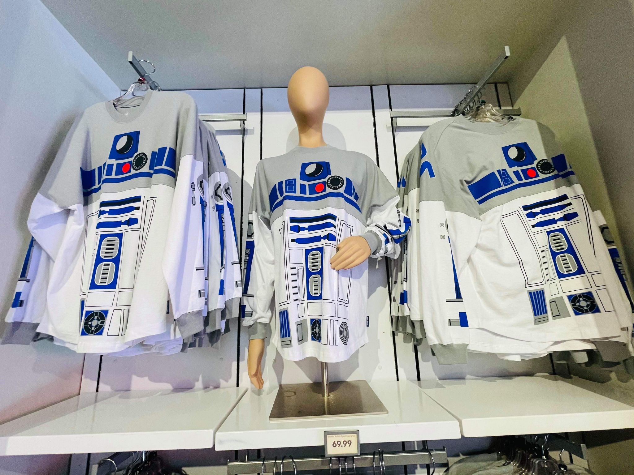R2-D2 Spirit Jersey Makes Its Debut for May the 4th - Disney 