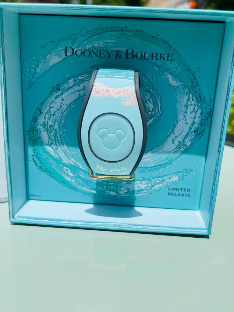 dooney bourke moana magicband