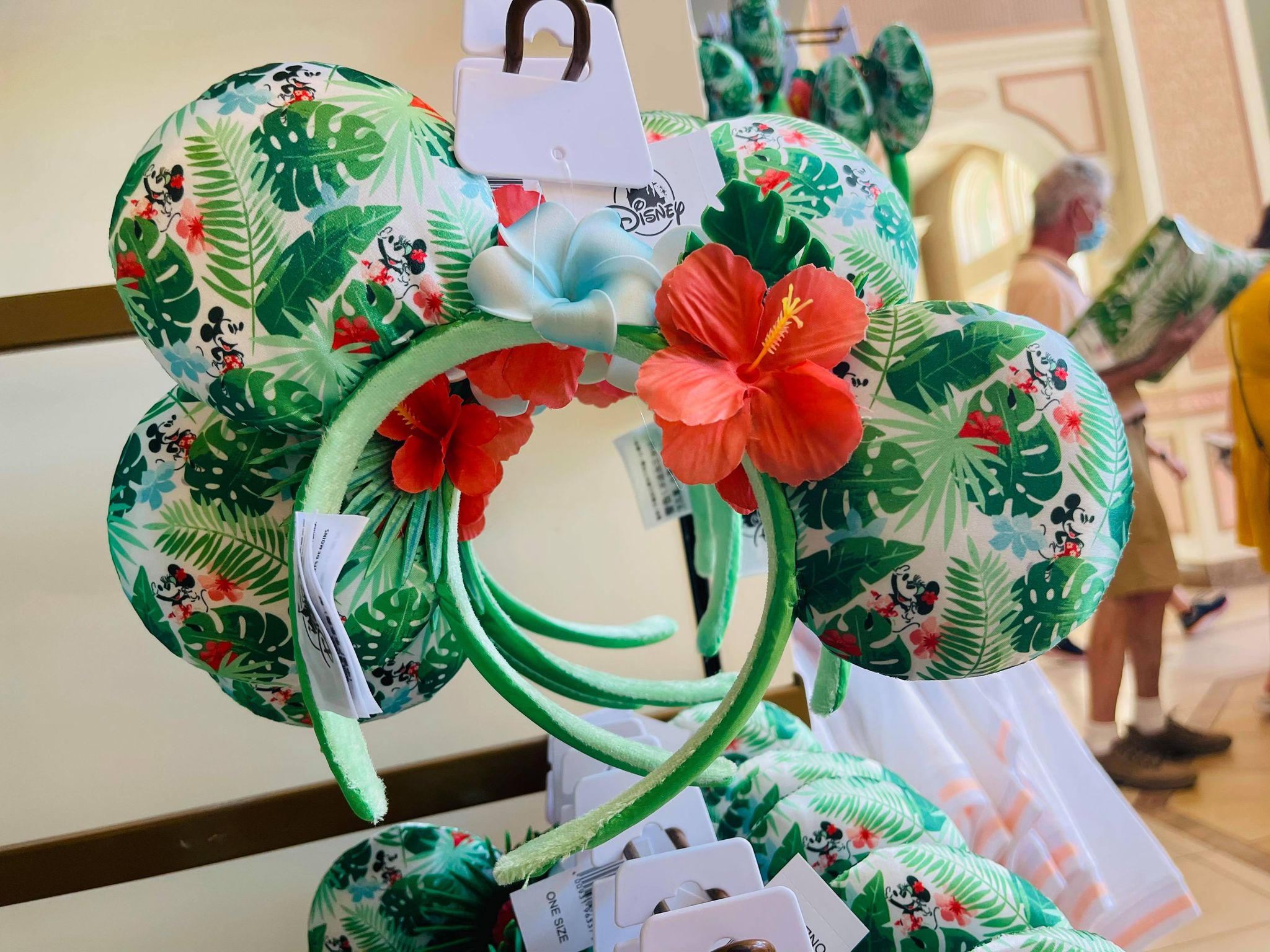 Aloha to NEW Minnie Ears! - Disney Fashion Blog